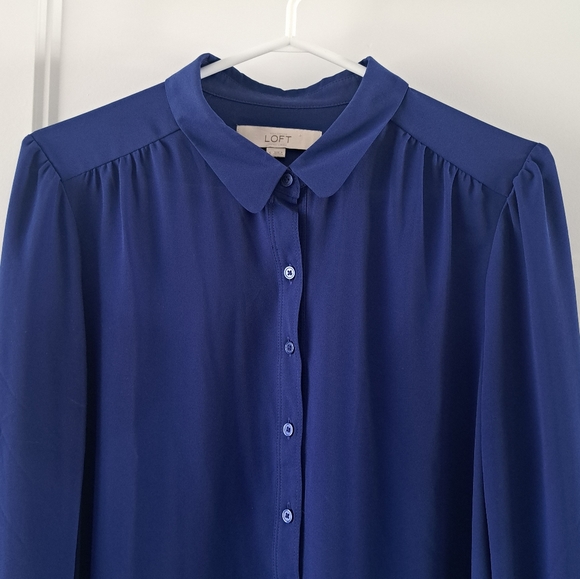 Loft Blue Flowy Buttoned Blouse - Picture 4 of 4